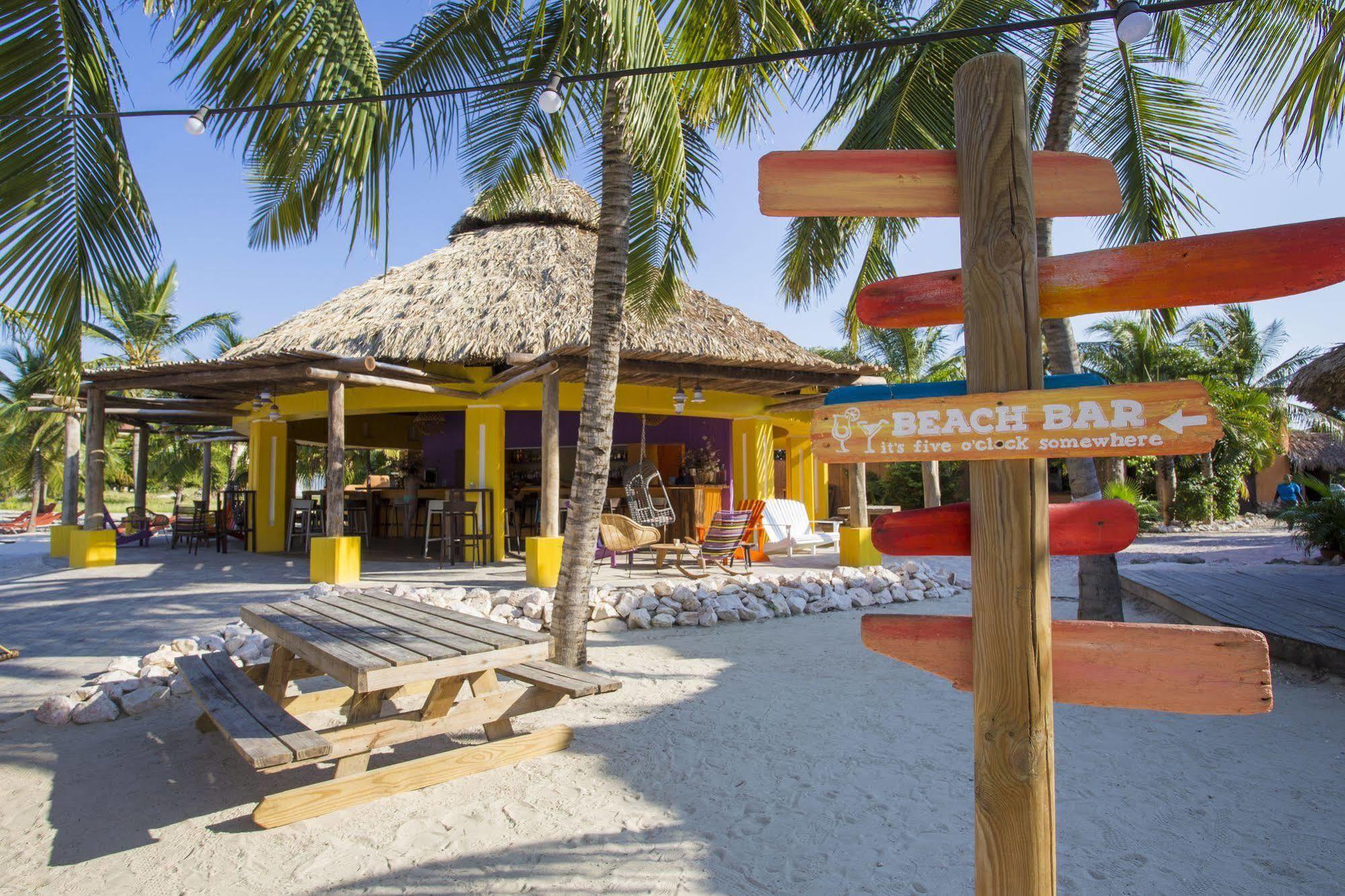 Blue Bay Lodges Curacao Экстерьер фото